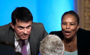 L'exécutif tranche ce vendredi l'épineux dossier de la réforme pénale, qui a donné lieu à un clash public entre Christiane Taubira et Manuel Valls et dont la droite dénonce par avance le "laxisme".