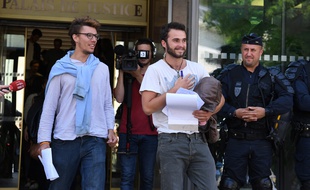 Théo et Bastien, deux militants accusés d'avoir permis l'entrée de migrants fin avril près de Briançon