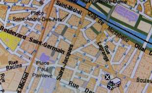 Capture d'écran montrant un véhicule de police géolocalisé à Paris le 9 février 2012