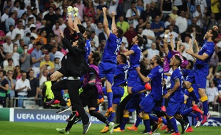 Les joueurs de la Juventus de Turin fêtent la qualification de leur équipe en finale de la Ligue des champions, le 13 mai 2015.