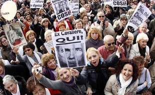 Des milliers d'Italiennes ont manifesté (ici à Rome) contre Silvio Berlusconi le 13 février 2011.