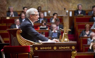 Claude Bartolone, le président de l'Assemblée Nationale, lors des questions au gourvernement, le 10 avril 2013.