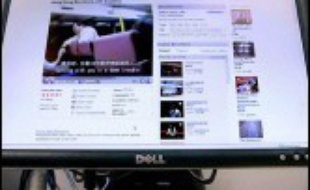 Microsoft, Apple, mais aussi opérateurs du téléphone ou du câble, géants d'internet et fabricants de puces se bousculent pour capter le futur marché des films et vidéos téléchargés sur internet et visibles partout, du téléviseur au téléphone portable.