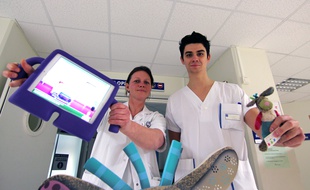 Nolwenn Febvre et Fabien Neveu sont infirmiers à l'Hôpital Sud à Rennes.