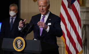 Joe Biden fait le point sur le calendrier de la vaccination contre le Covid-19 aux Etats-Unis, le 26 janvier 2021.