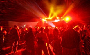 Une rave-party (illustration).