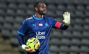 Le capitaine de l'OM Steve Mandanda prolonge jusqu'en 2024. Il aura 39 ans.
