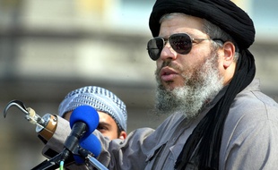 Abou Hamza à Londres, le 25 août 2002.
