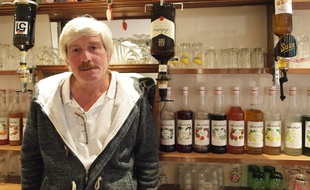 Pour Michel Langlais, patron d'un bar à La Souterraine, "la fermeture de GM&S aura forcément un impact sur la ville".