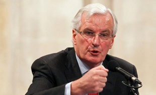Le commissaire européen en charge du marché intérieur, le Français Michel Barnier, a réaffirmé lundi devant la City de Londres sa ferme opposition aux demandes du Royaume-Uni en faveur de son secteur financier, devenues une pomme de discorde avec le reste de l'Europe.