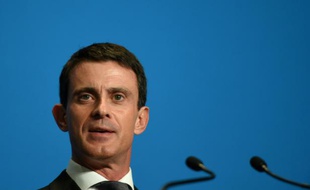 Le Premier ministre Manuel Valls à Dijon, le 13 novembre 2015