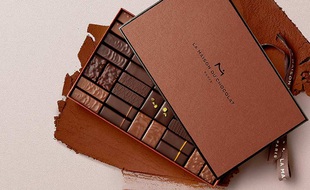 Plongez dans l'univers de La Maison du Chocolat et découvrez ses produits phares.