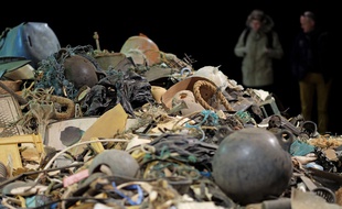 En 2016, l’exposition « La mer : destination finale » à la Villa Méditerranée de Marseille, sensibilisait le public à la problématique de la pollution marine (photo illustration).