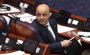 Dimitar Kova?evski, Premier ministre de la Macédoine du Nord