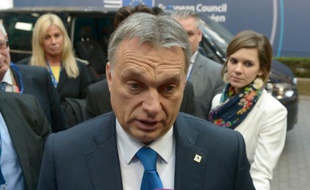 Le Premier ministre hongrois Viktor Orban à son arrivée au sommet de l'UE à propos de la crise migratoire, à Bruxelles le 17 mars 2016