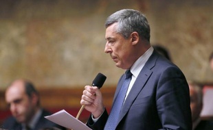 Le juge Jean-Michel Gentil va porter plainte contre Henri Guaino, après les propos que le député UMP a tenus sur lui vendredi matin, a indiqué samedi son avocat à l'AFP, confirmant une information de RTL.