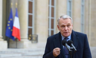 Jean-Marc Ayrault a justifié mercredi sur Twitter la décision d'inclure la procréation médicalement assistée (PMA), qui "mérite un débat en tant que tel", dans un futur texte sur la famille et non dans le projet de loi sur le mariage homosexuel.