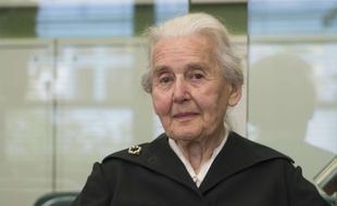 Surnommée « mamie nazie », Ursula Haverbeck a été condamnée à six mois de prison pour négationnisme.