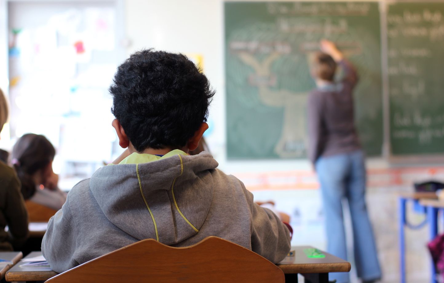 Illustration d'un élève dans une école primaire, ici en 2016 à Rennes.