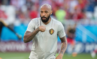 Thierry Henry, qui fait partie du staff de la Belgique, lors du match contre l'Angleterre, le 28 juin 2018.