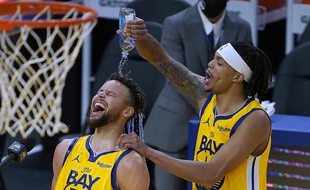 Steph Curry commence la saison en fanfare.