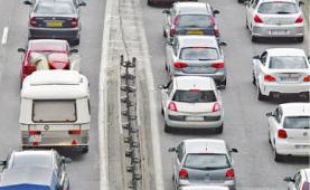 La plupart des trajets domicile-travail se font en voiture.