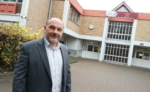 Alain Chanu, principal du collège Camille Claudel de Villeneuve d'Ascq.