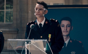 Pierre Niney dans Sauver ou périr de Frédéric Tellier