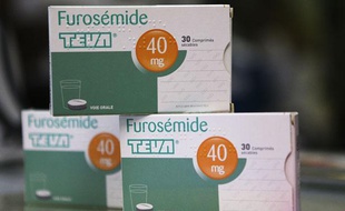 Toulouse, le 10 juin 2013. Des boîtes de Furosemide des laboratoires Teva.