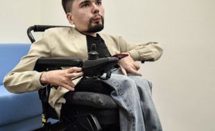 Alexandre Gorbounov est sorti de son anonymat, dévoilant un jeune homme de 27 ans lourdement handicapé.