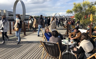 La réouverture des terrasses au Hangar à Bananes à Nantes, mercredi 19 mai 2021