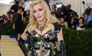 Madonna sur le tapis rouge du Met Gala.