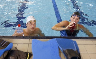 Les champions olympiques de natation Camille Muffat et Yannick Agnel ont déclaré vendredi vouloir effectuer une rentrée "sans pression et pour le plaisir" à la réunion du Puy-en-Velay, samedi.