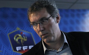 Laurent Blanc, le sélectionneur de l'équipe de France, le 23 février 2012, à Paris.