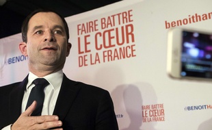 Le candidat à la primaire à gauche Benoit Hamon après les résultats du premier tour, le 22 janvier 2016 à Paris