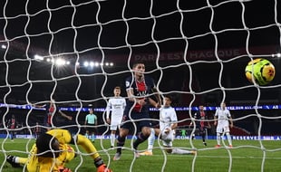 Mandanda a réussi à dégoûter les attaquants parisiens au Parc.
