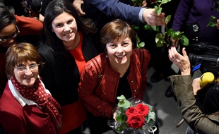 La socialiste Carole Delga, dimanche 13 décembre 2015, jour de son élection aux régionales en Languedoc-Roussillon/Midi-Pyrénées