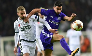 La baston pour Sanson.