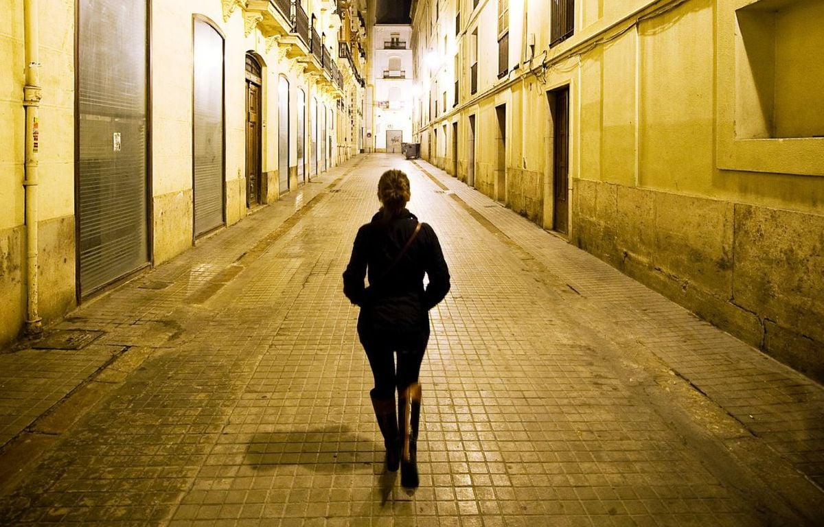 Taser, bombe lacrymo... Ces femmes qui s'arment quand elles sortent tard le soir