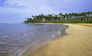Une plage de l'île de Sumatra.