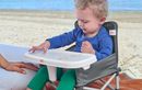 Repas, sommeil, loisirs… Comment voyager léger avec bébé ?