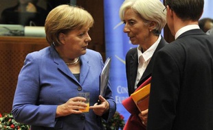 Le Fonds monétaire international a lancé vendredi un appel du pied à la Banque centrale européenne, au moment où plusieurs gouvernements de la zone euro l'appellent à contribuer aux ressources de l'institution de Washington.