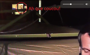 En plein discours d'Emmanuel Macron à Mulhouse, une silhouette faisant coucou est apparue.
