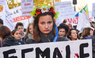 (Photo d'illustration) A l'occasion de la journée contres les violences faites aux femmes le 25 novembre 2017 à Paris.