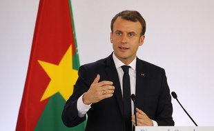 Emmanuel Macron lors de son déplacement au Burkina Faso