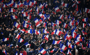 Et ça pavoise, ça pavoise ! Le samedi 20 novembre 2021, le public du Stade de France a eu la chance d'assister à un grand match de l'histoire du sport français. Les Bleus ont battu les All Blacks 40 à 25.
