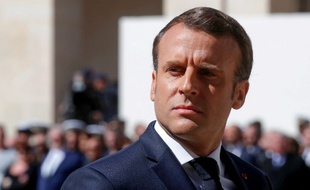 Le président français Emmanuel Macron lors de l'hommage rendu à Cédric de Pierrepont et Alain Bertoncello, tués alors qu'ils libéraient des otages français au Burkina Faso, le 14 mai 2019.