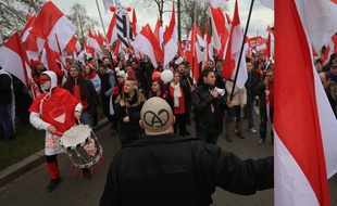 Une manifestation contre la fusion avec la Lorraine et Champagne-Ardenne dans les rues de Strasbourg et près des institutions européennes en 2014.