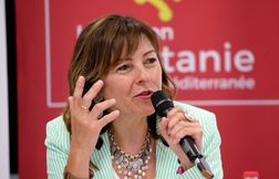Une opposante à l'A69 finit au commissariat après avoir serré la main de Carole Delga