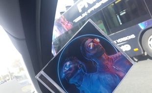 Bus ou en écoute dans un VTC, PNL est partout à Paris.